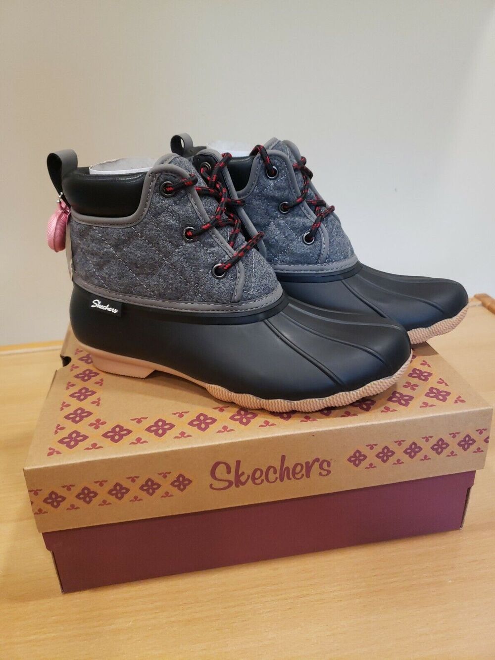 Skechers Women's Pond Lil Puddles Waterproof Black Charcoal Duck Boots Size 7